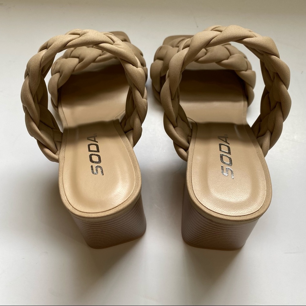Soda buggy tan braided wood thick heel sandals - Picture 5 of 7